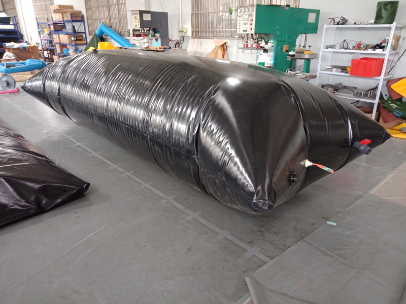 PVC方形軟體運(yùn)輸水囊介紹