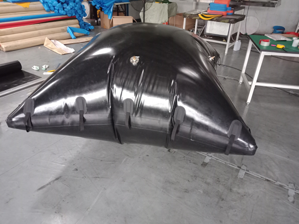 旅行儲(chǔ)水囊作用及用途