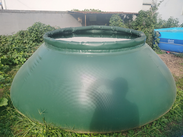 便攜式軟體蓄水罐廠家定制規(guī)格 便攜式軟體蓄水罐廠家定制規(guī)格