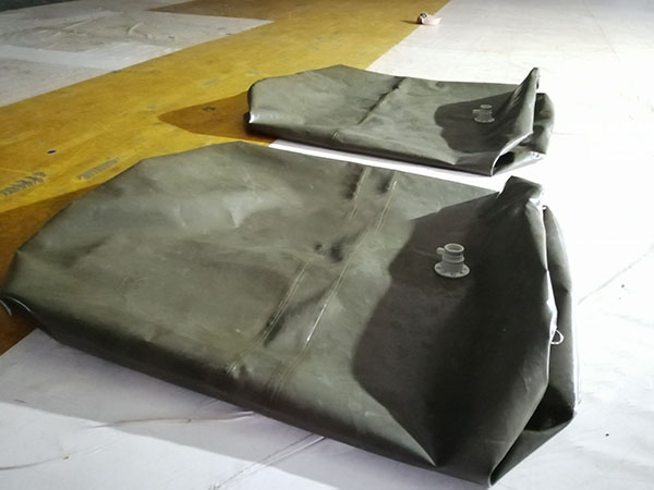 油囊的結(jié)構(gòu)和特點（油囊是一種新型的能夠儲存液體產(chǎn)品的包裝容器）