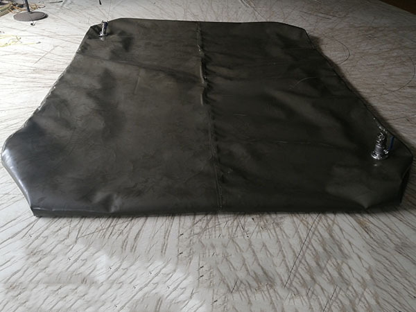 儲油間圍油堰設(shè)計圖