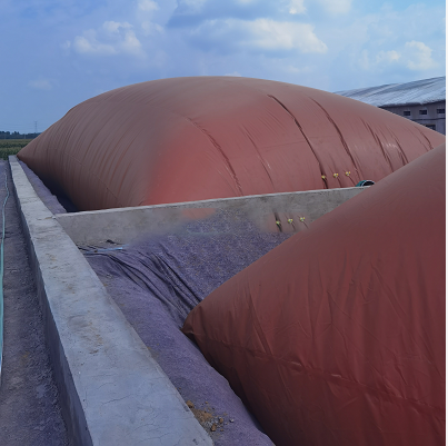 可移動(dòng)紅泥沼氣池的安裝方法